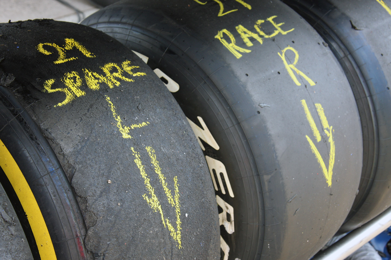 Illustration for article titled This Is What Happens When F1 Comes To Town
